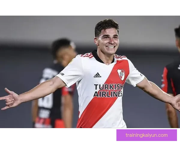 朱利安·阿尔瓦雷斯状态回暖，近期表现稳健引发关注